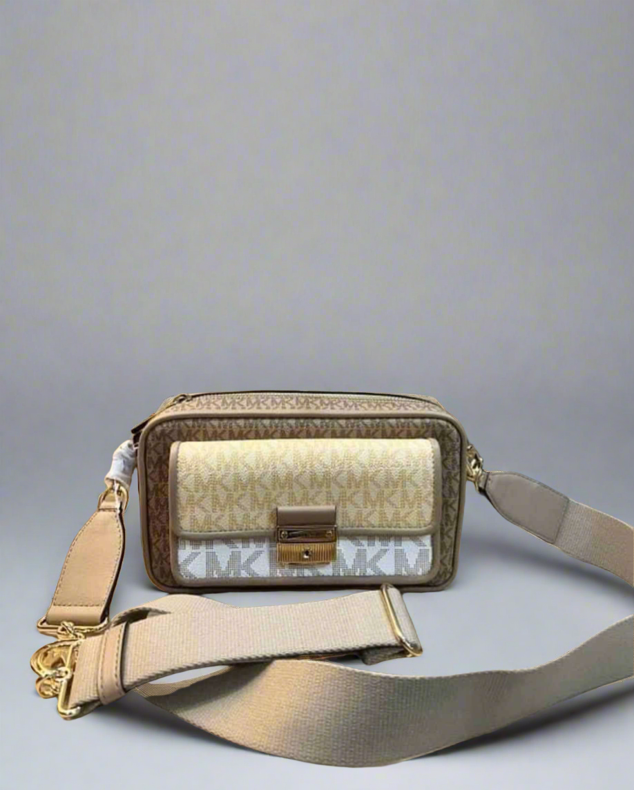 MICHAEL KORS SIGNATURE BRADSHAW CAMERA CROSSBODY BAG -  MULTI GOLD FLAP