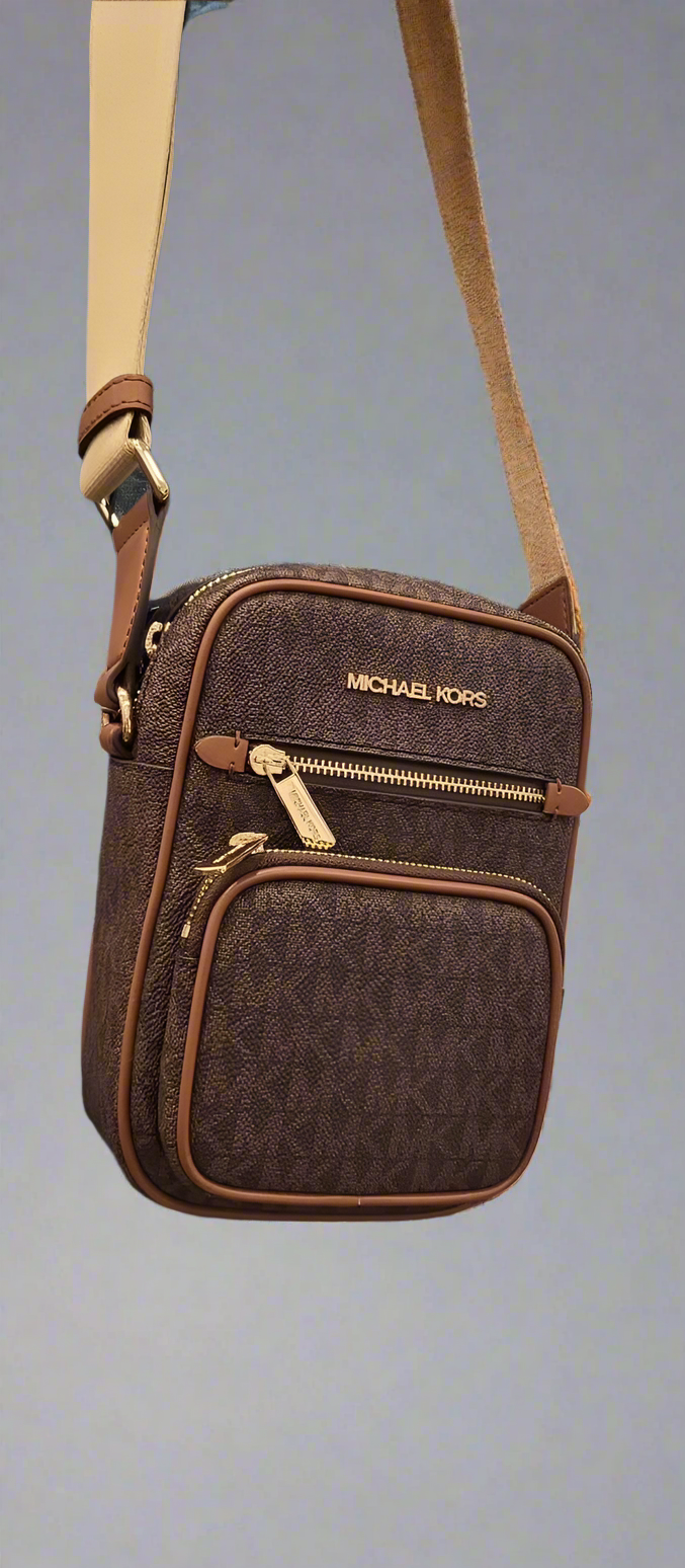 MICHAEL KORS JET SET POCKET CROSSBODY BAG - BROWN