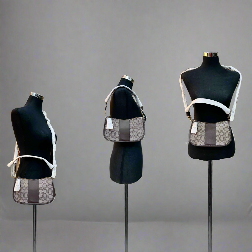 Coach Jacquard Swinger Shoylder Bag/Crossbody