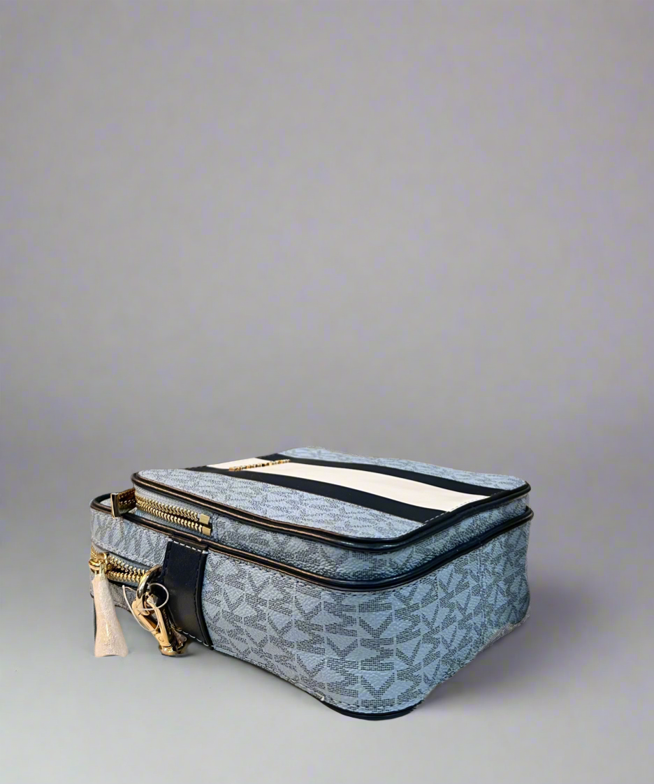 MICHAEL KORS - BELOW SRP WITH FLAWS IN FRONT - SLIGHT MARK LIKE PEN - JET SET TRAVEL LOGO STRIPE CROSSBODY BAG