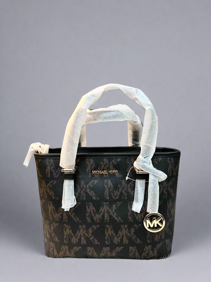 MICHAEL KORS JET SET TRAVEL ZIP TOTE XS LOGO - BROWN BLACK