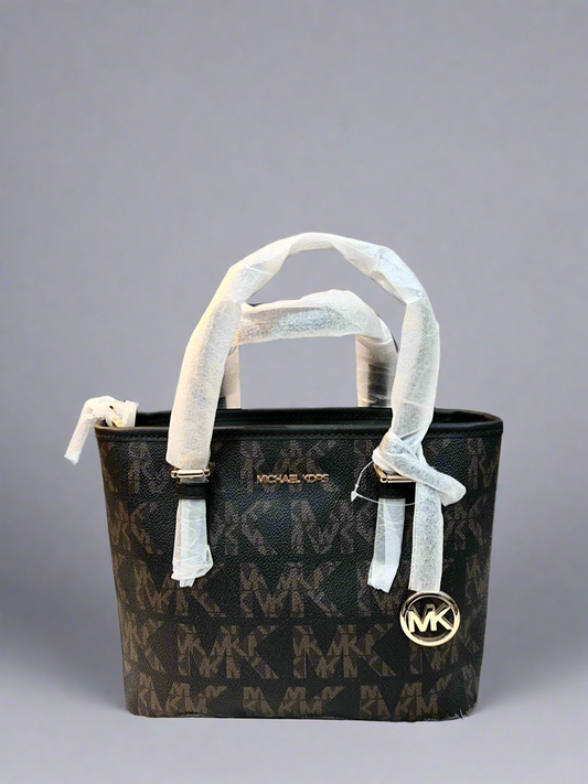 MICHAEL KORS JET SET TRAVEL ZIP TOTE XS LOGO - BROWN BLACK