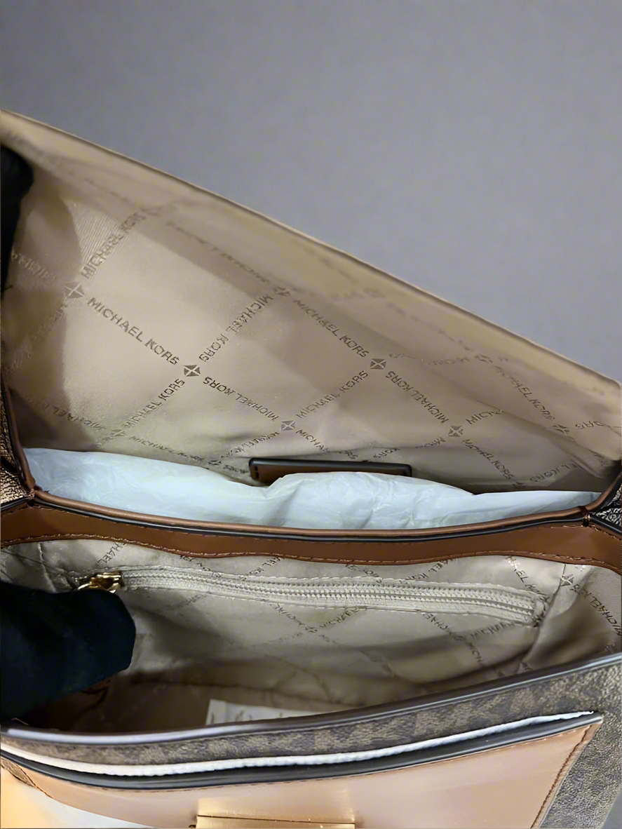 MICHAEL KORS CECE MEDIUM FLAP SIGNATURE BROWN