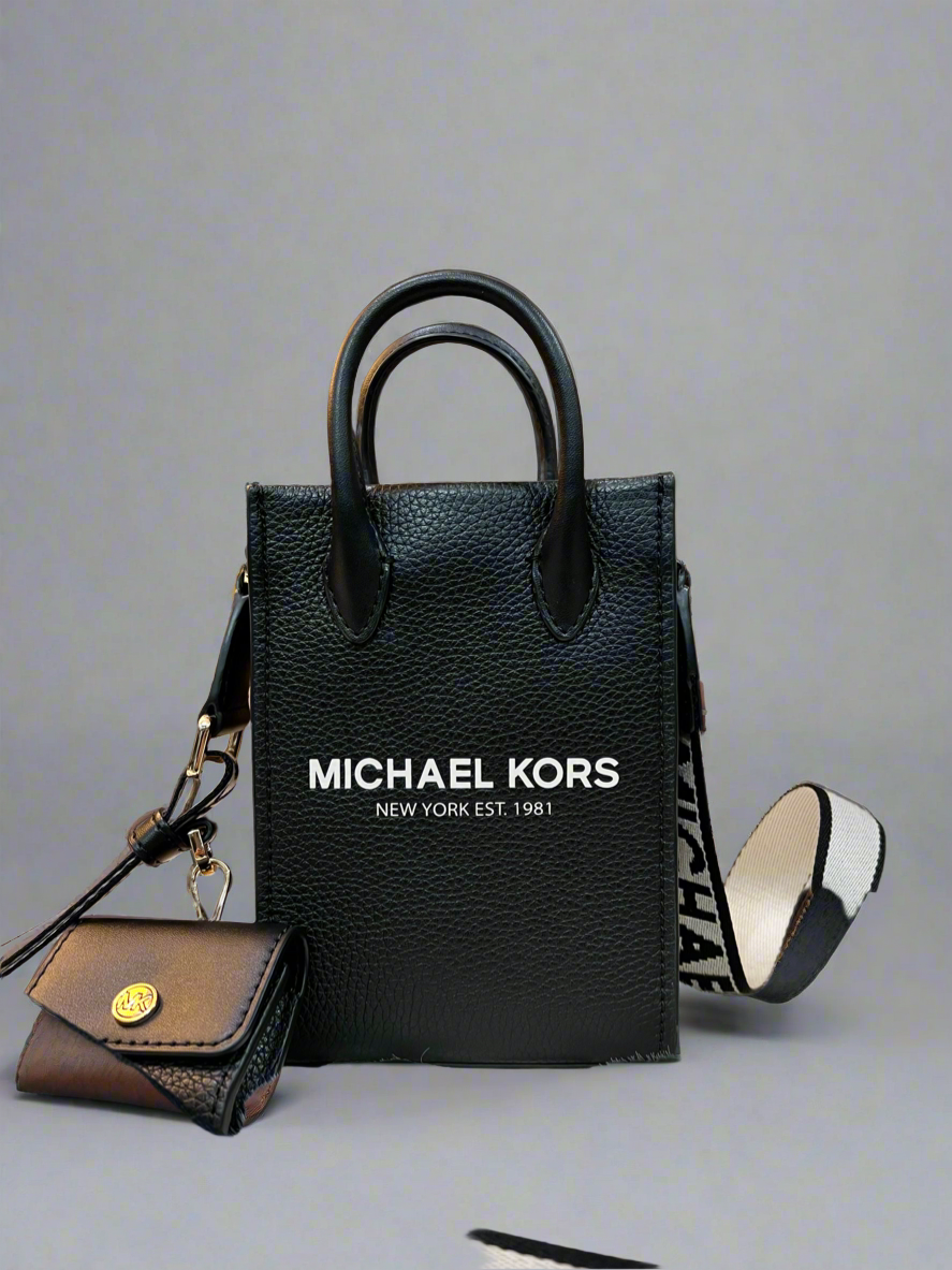 MICHAEL KORS MIRELLA XS  LEATHER SMARTPHONE CROSSBODY BAG WITH AIRPOD CASE - BLACK