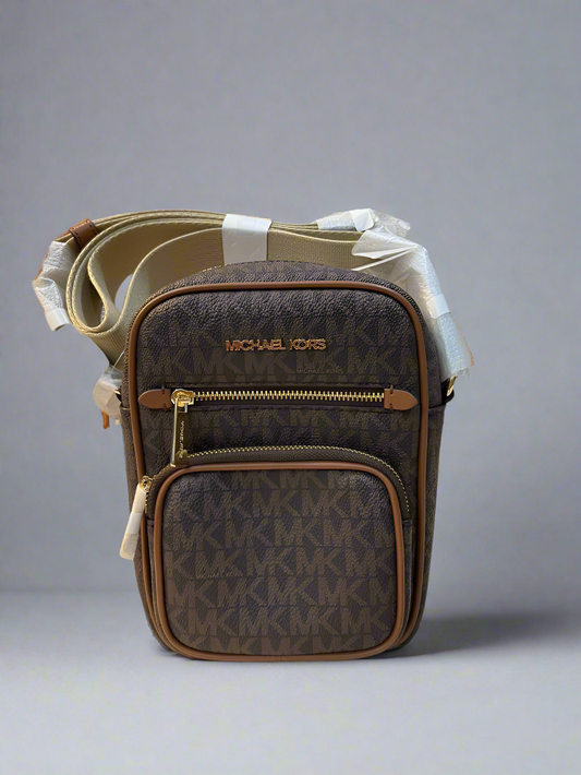 MICHAEL KORS JET SET POCKET CROSSBODY BAG - BROWN
