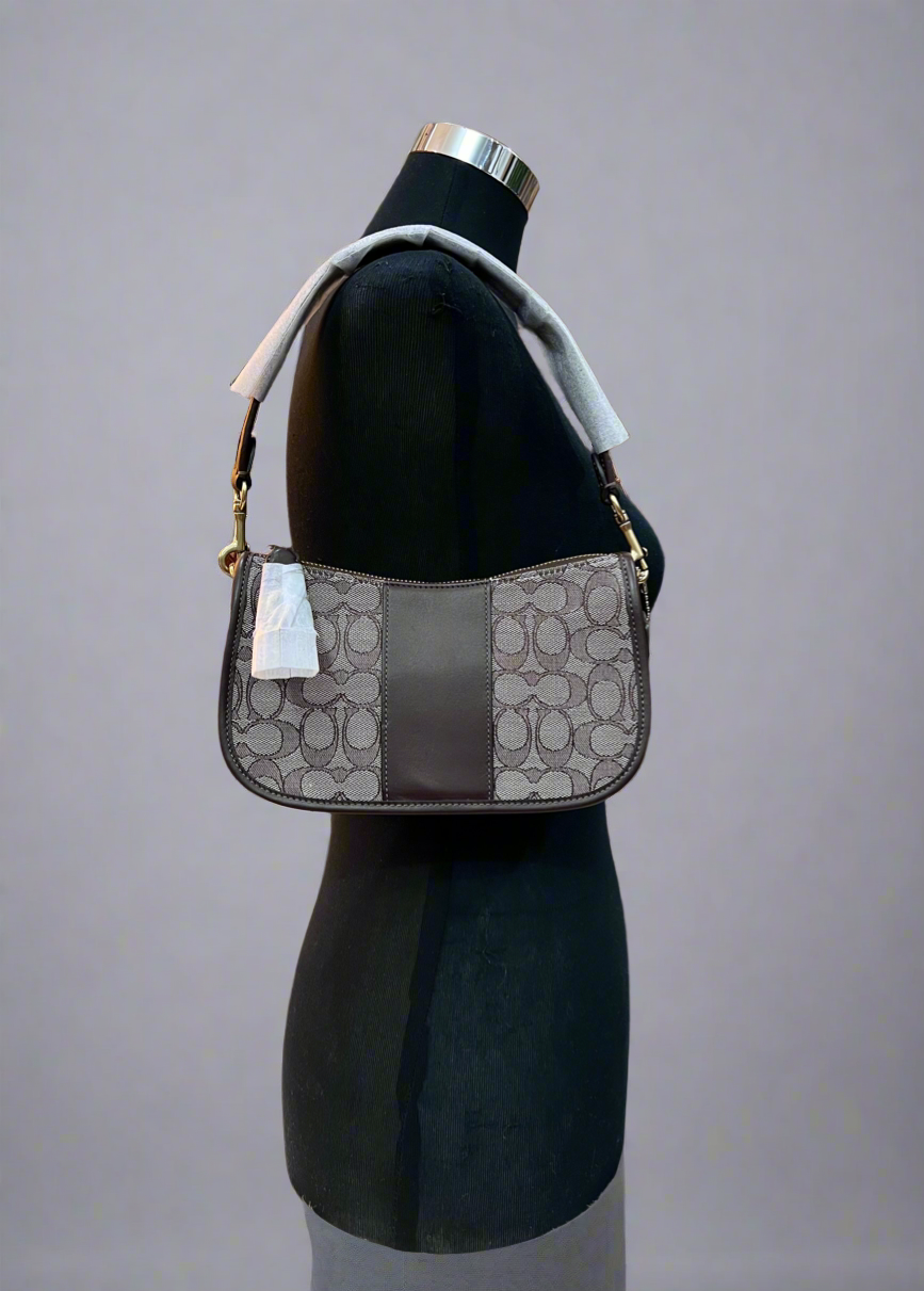 Coach Jacquard Swinger Shoylder Bag/Crossbody