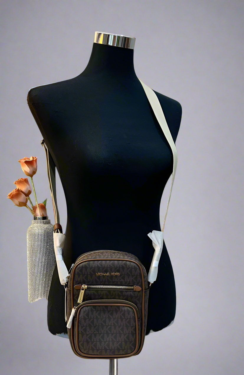 MICHAEL KORS JET SET POCKET CROSSBODY BAG - BROWN