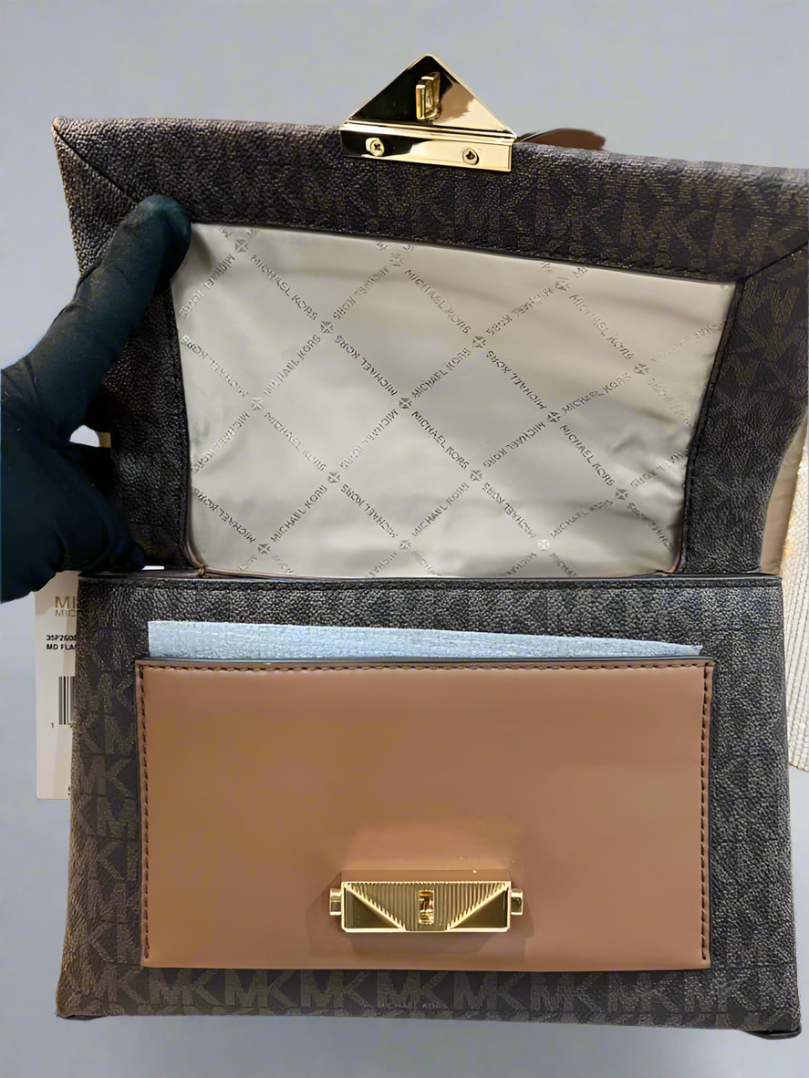 MICHAEL KORS CECE MEDIUM FLAP SIGNATURE BROWN