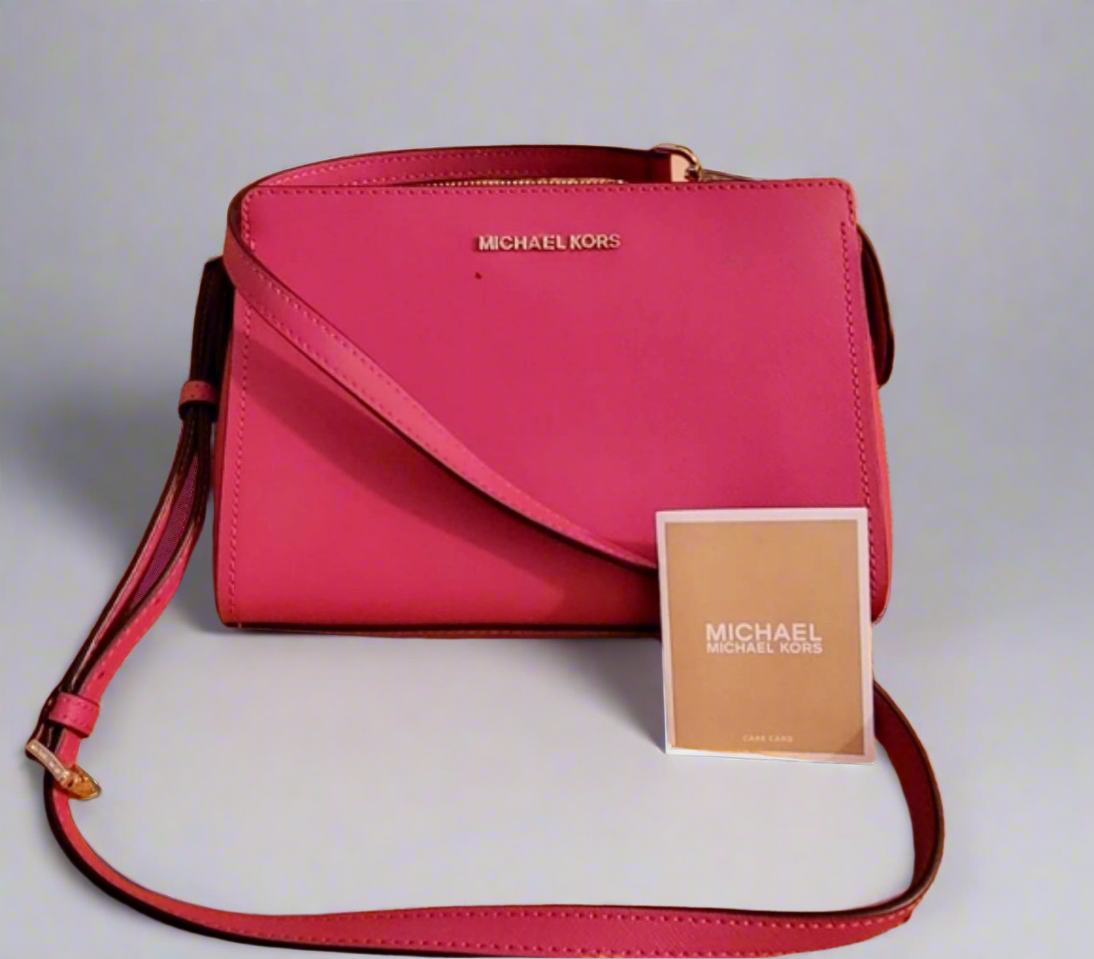 Michael Kors LESLIE MESSENGER BAG - ELECTRIC PINK ( FUSCHIA COLOR )