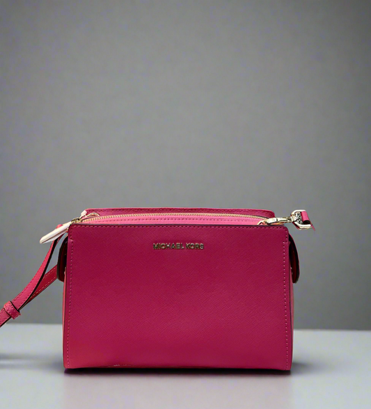 Michael Kors LESLIE MESSENGER BAG - ELECTRIC PINK ( FUSCHIA COLOR )