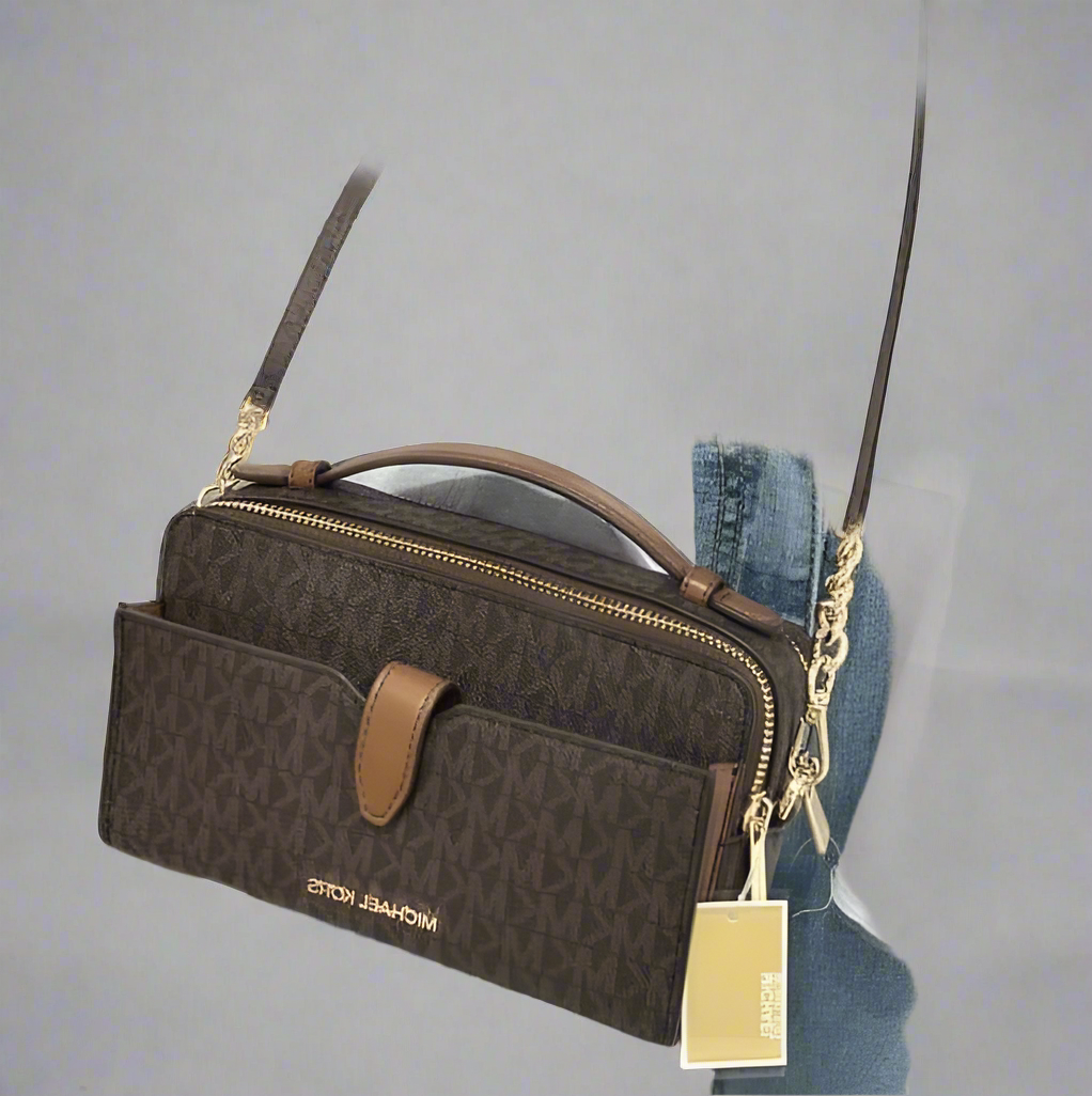 MICHAEL KORS SIGNATURE DOUBLE ZIP SMARTPHONE CROSSBODY - BROWN -ACORN