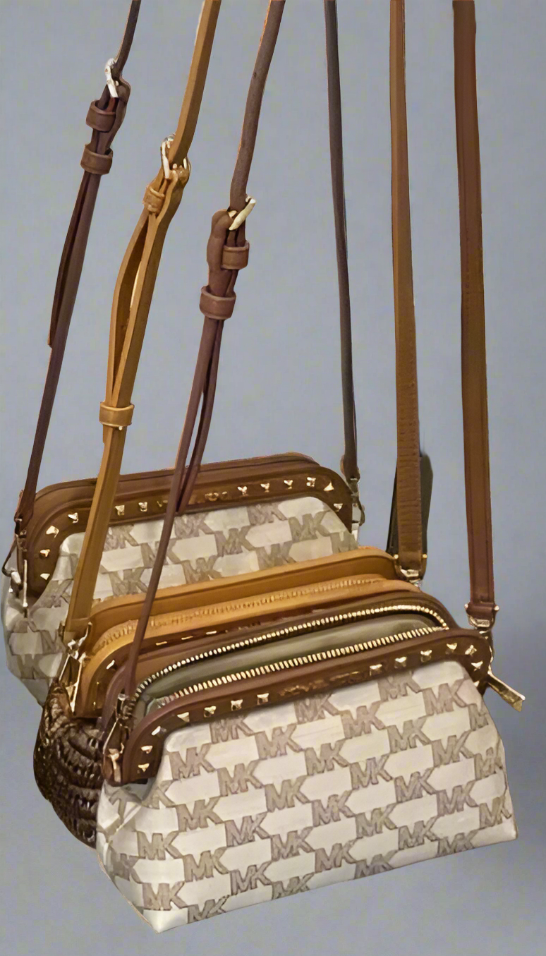 MICHAEL KORS JACQUARD LIVIA CLOUD CLUTCH/CROSSBODY BAG