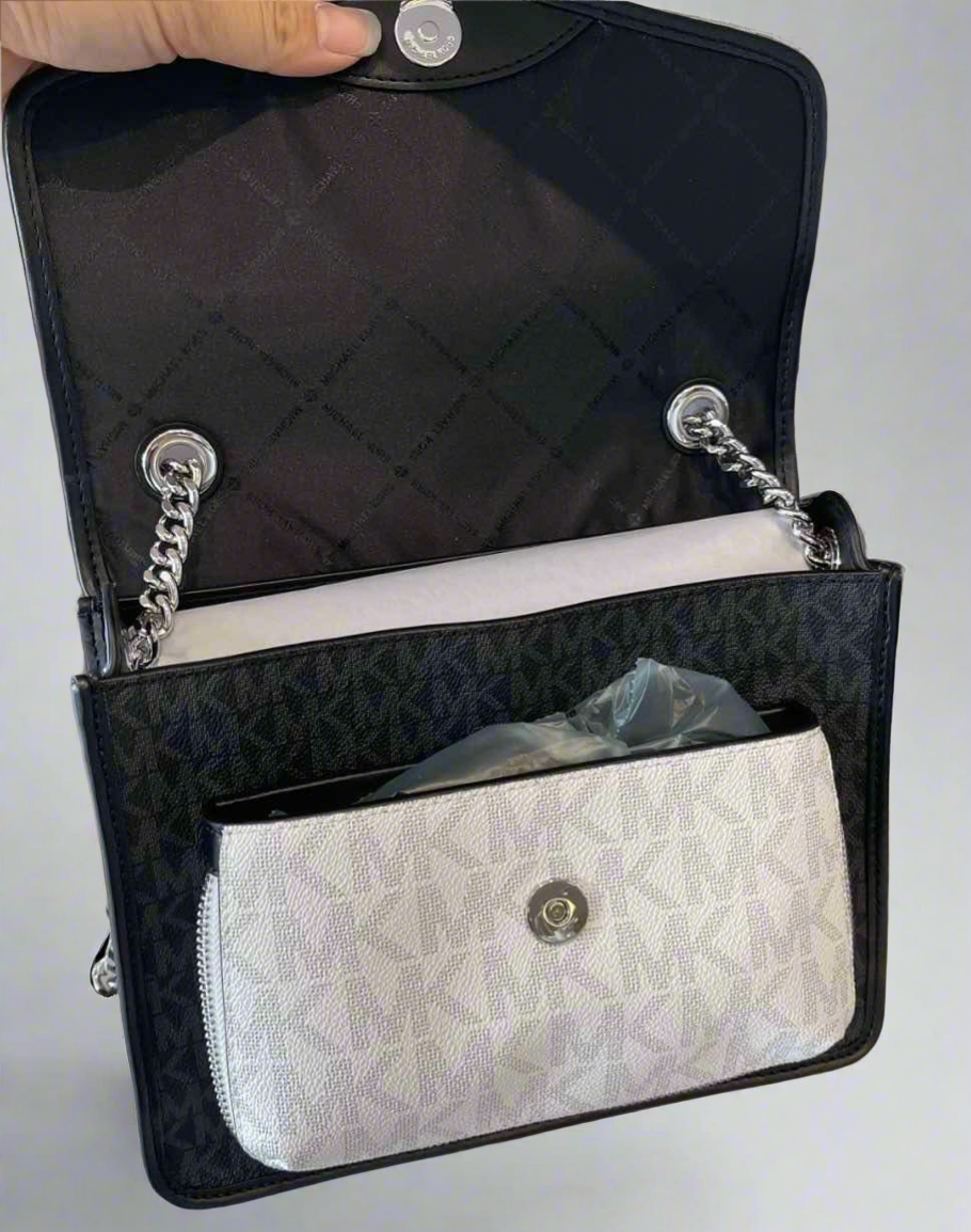 MICHAEL KORS REGINA MEDIUM FLAP SHOULDER BAG - BLACK MULTI