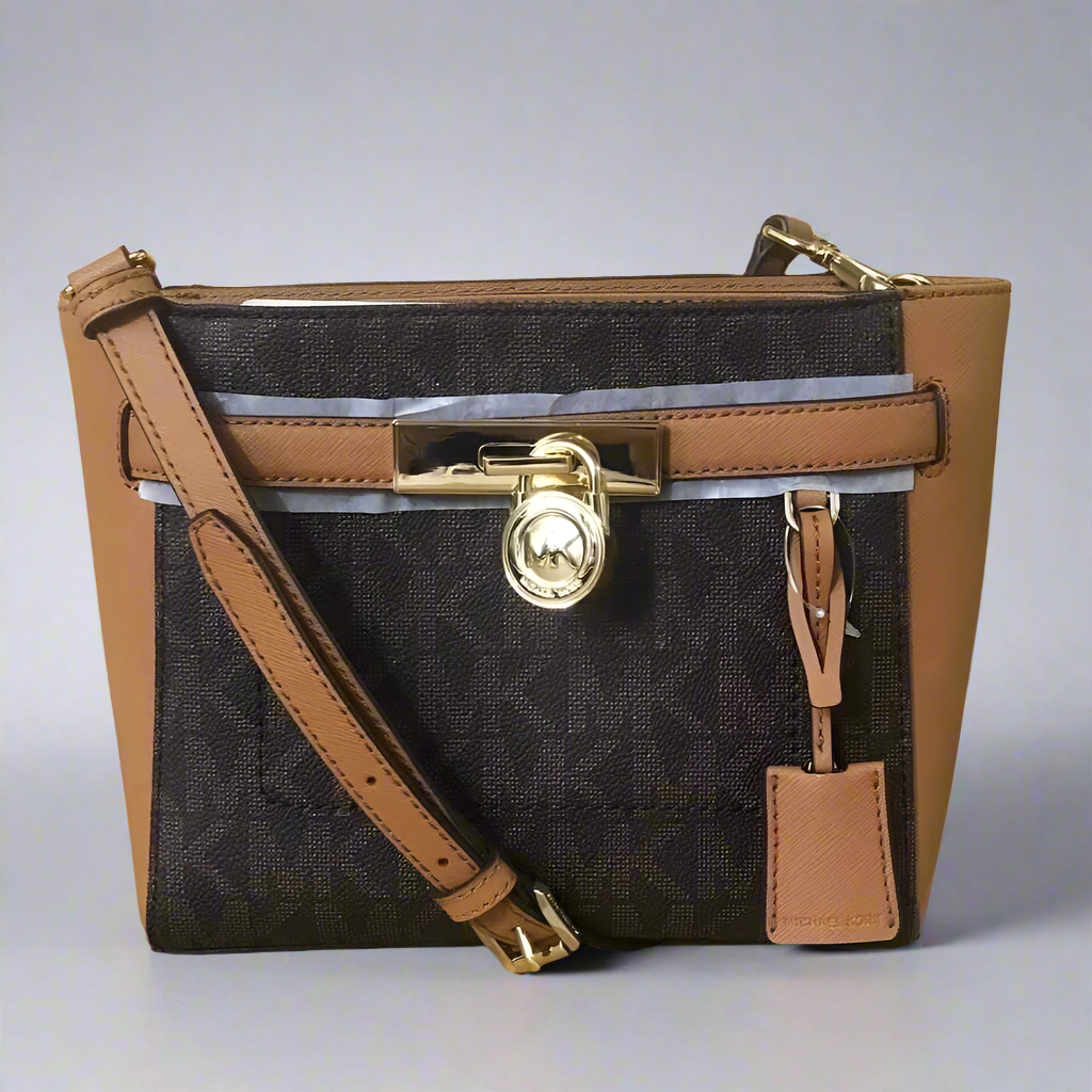 MICHAEL KORS HAMILTON TRAVELLER TOP ZIP MESSENGER BAG - WITH HANGING PADLOCK & KEY