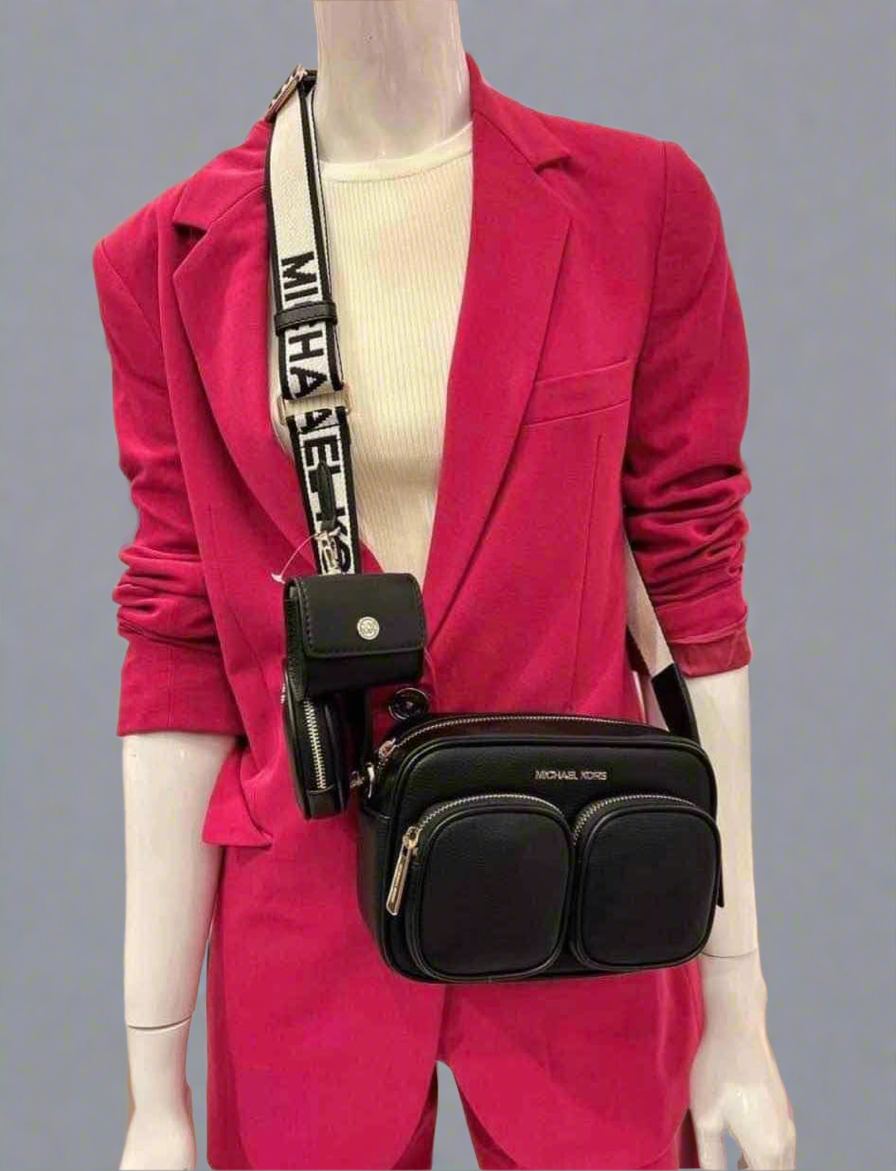 MICHAEL KORS JET AET MESIUM CROSSBODY BAG TECH ATTACH - BLACK ( OUTLET )