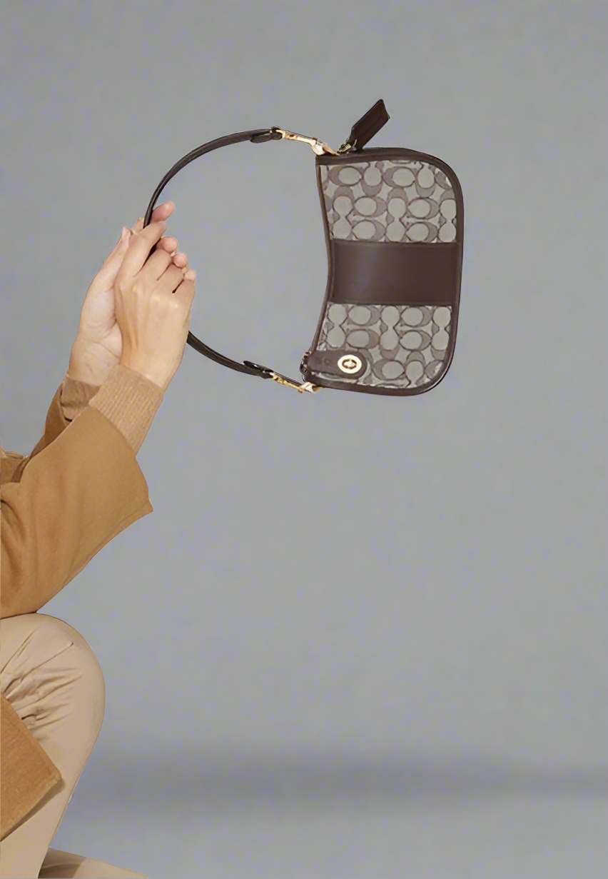 Coach Jacquard Swinger Shoylder Bag/Crossbody